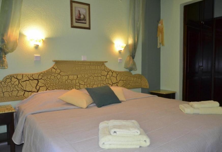 Hotel Maria خْريسيا أموذيا المظهر الخارجي الصورة
