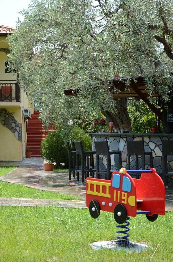 Hotel Maria خْريسيا أموذيا المظهر الخارجي الصورة