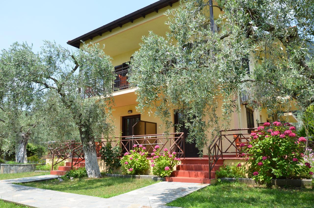 Hotel Maria خْريسيا أموذيا المظهر الخارجي الصورة